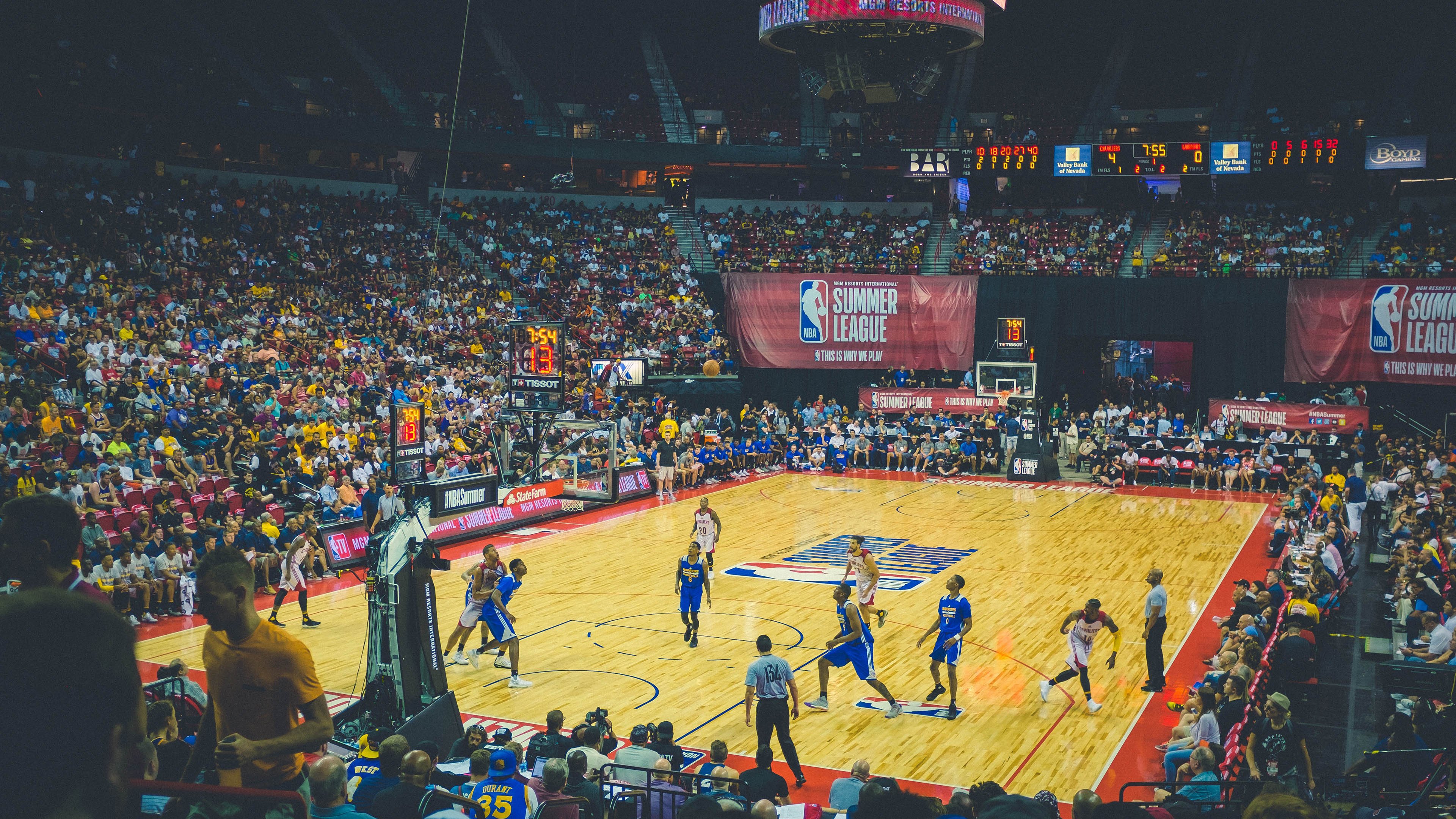 红牛二队上演惊天逆袭，勒克莱尔状态火热领跑积分榜